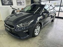 Grau Gebraucht 2021 Kia Ceed Sportswagon Silver Kombi | 14.999 € (Guter Preis)