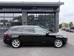 Schwarz Gebraucht 2017 Ford Mondeo Titanium Limousine | 15.490 € (Fairer Preis)
