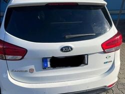 Weiß Gebraucht 2016 Kia Carens DREAM-TEAM Edition Van / Kleinbus | 10.999 € (Fairer Preis)