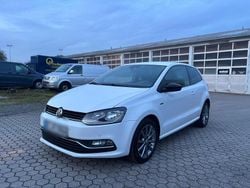 Weiß Gebraucht 2015 VW Polo Limousine | 2.999 € (Guter Preis)