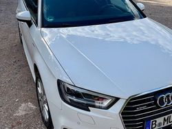Weiß Gebraucht 2016 Audi A3 Sportback e-tron Design Limousine | 12.500 € (Fairer Preis)