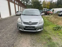 Grey metallic Gebraucht 2012 Toyota Verso Travel Van / Kleinbus | 3.499 € (Superpreis)