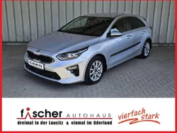 Sparklingsilber Gebraucht 2019 Kia Ceed Launch Edition Kleinwagen | 16.950 € (Fairer Preis)
