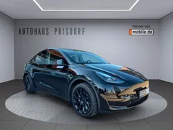 Solid black Gebraucht 2023 Tesla Model Y SUV | 34.950 € (Fairer Preis)