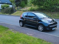 Schwarz Gebraucht 2009 Peugeot 107 Filou Kleinwagen | 2.000 € (Guter Preis)