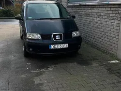 Schwarz Gebraucht 2004 Seat Alhambra Van / Kleinbus | 1.800 € (Guter Preis)