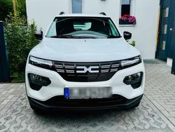 Weiß Gebraucht 2022 Dacia Spring Kleinwagen | 10.500 € (Guter Preis)
