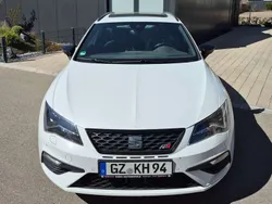 Weiß Gebraucht 2017 Seat Leon ST Kombi | 20.500 € (Fairer Preis)