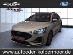 Silber Gebraucht 2023 Ford Focus ST-Line Kombi | 23.900 € (Guter Preis)