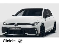 Pure white / schwarz Neu 2025 VW Golf VIII GTI Limousine | 55.755 €