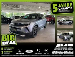Kontrast grau/quarz silber Gebraucht 2021 Opel Mokka Elegance SUV | 16.990 € (Fairer Preis)