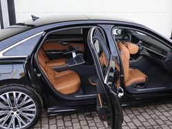 Schwarz Gebraucht 2024 Audi A8L Exclusive Limousine | 83.000 €