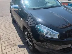 Schwarz Gebraucht 2011 Nissan Qashqai SUV | 6.999 € (Fairer Preis)