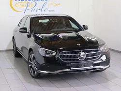 Schwarz Gebraucht 2021 Mercedes E300 Avantgarde Limousine | 34.990 € (Teuer)