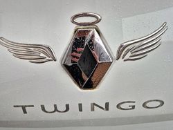 Weiß Gebraucht 2010 Renault Twingo Night&Day Kleinwagen | 3.500 €