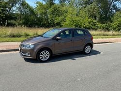 Braun Gebraucht 2016 VW Polo Comfortline Kleinwagen | 7.700 € (Guter Preis)