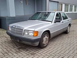 Mercedes 190
