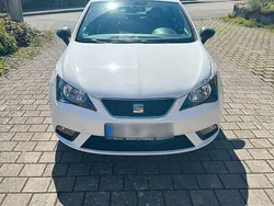 Weiß Gebraucht 2015 Seat Ibiza Kleinwagen | 6.500 € (Fairer Preis)