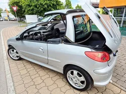 Grau Gebraucht 2003 Peugeot 206 CC Filou Cabrio | 950 € (Guter Preis)