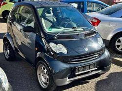 Schwarz Gebraucht 2004 Smart ForTwo Coupé Basis Coupé | 2.990 € (Fairer Preis)