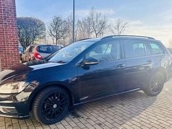 Schwarz Gebraucht 2019 VW Golf VII Comfortline Kombi | 12.890 € (Guter Preis)