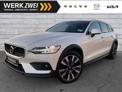 Crystal white Gebraucht 2022 Volvo V60 CC Pro Kombi | 35.900 € (Fairer Preis)