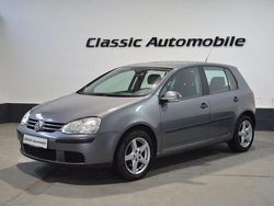 Grau Gebraucht 2005 VW Golf V Trendline Limousine | 3.700 € (Etwas zu teuer)