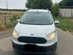 Weiß Gebraucht 2017 Ford Transit Limousine | 5.600 € (Fairer Preis)