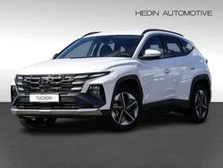 Weiß serenity white Gebraucht 2024 Hyundai Tucson Trend SUV | 31.790 € (Superpreis)