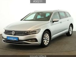 Silber Gebraucht 2023 VW Passat Business Kombi | 23.990 € (Guter Preis)