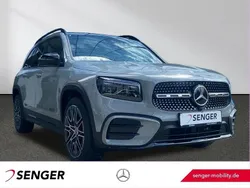 Grau Gebraucht 2025 Mercedes GLB200 AMG SUV | 51.970 €