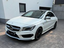 Weiß Gebraucht 2014 Mercedes CLA45 AMG AMG Limousine | 22.900 € (Etwas zu teuer)