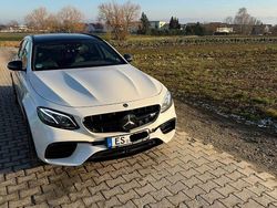 Weiß Gebraucht 2019 Mercedes E63 AMG AMG Kombi | 49.800 € (Fairer Preis)