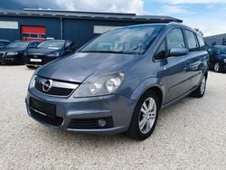 Grau Gebraucht 2008 Opel Zafira Edition Van / Kleinbus | 1.280 € (Guter Preis)