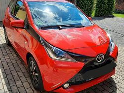 Rot Gebraucht 2014 Toyota Aygo Kleinwagen | 5.890 € (Fairer Preis)