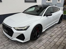 Weiß Gebraucht 2021 Audi RS7 Sportback Sport Kleinwagen | 84.950 €