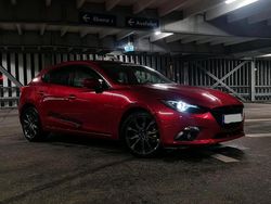 Rot Gebraucht 2016 Mazda 3 Nakama Coupé | 12.999 € (Etwas zu teuer)