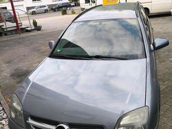Grau Gebraucht 2004 Opel Vectra Kombi | 600 € (Guter Preis)