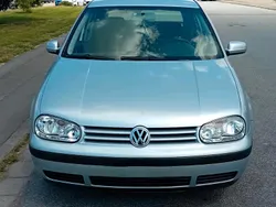 Silber Gebraucht 2003 VW Golf IV Kleinwagen | 1.600 €