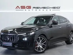 Schwarz Gebraucht 2016 Maserati Levante SUV | 41.800 € (Fairer Preis)