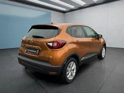 Orange Gebraucht 2019 Renault Captur SUV | 13.799 € (Fairer Preis)