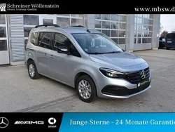 Silber Gebraucht 2024 Mercedes EQT200 Van / Kleinbus | 42.721 €