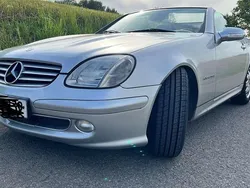 Silber Gebraucht 2003 Mercedes SLK200 Cabrio | 3.700 €