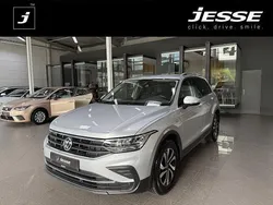 Reflexsilber metallic (metallic) Gebraucht 2021 VW Tiguan United SUV | 27.990 € (Guter Preis)