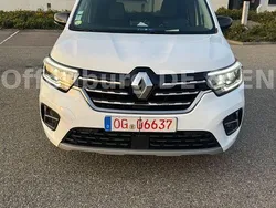 Weiß Gebraucht 2021 Renault Kangoo Van / Kleinbus | 13.600 € (Fairer Preis)