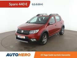 Rot Gebraucht 2019 Dacia Sandero Prestige Limousine | 12.090 € (Etwas zu teuer)