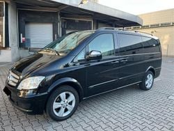 Schwarz Gebraucht 2013 Mercedes Viano Van / Kleinbus | 13.990 € (Guter Preis)