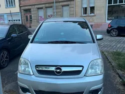 Silber Gebraucht 2007 Opel Meriva Van / Kleinbus | 1.990 € (Guter Preis)