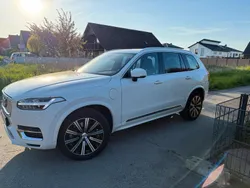 Weiß Gebraucht 2020 Volvo XC90 SUV | 39.900 € (Etwas zu teuer)