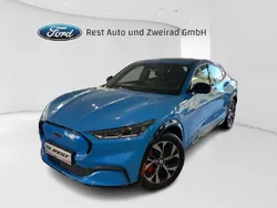 Blau Gebraucht 2023 Ford Mustang Mach-E Premium SUV | 56.990 €